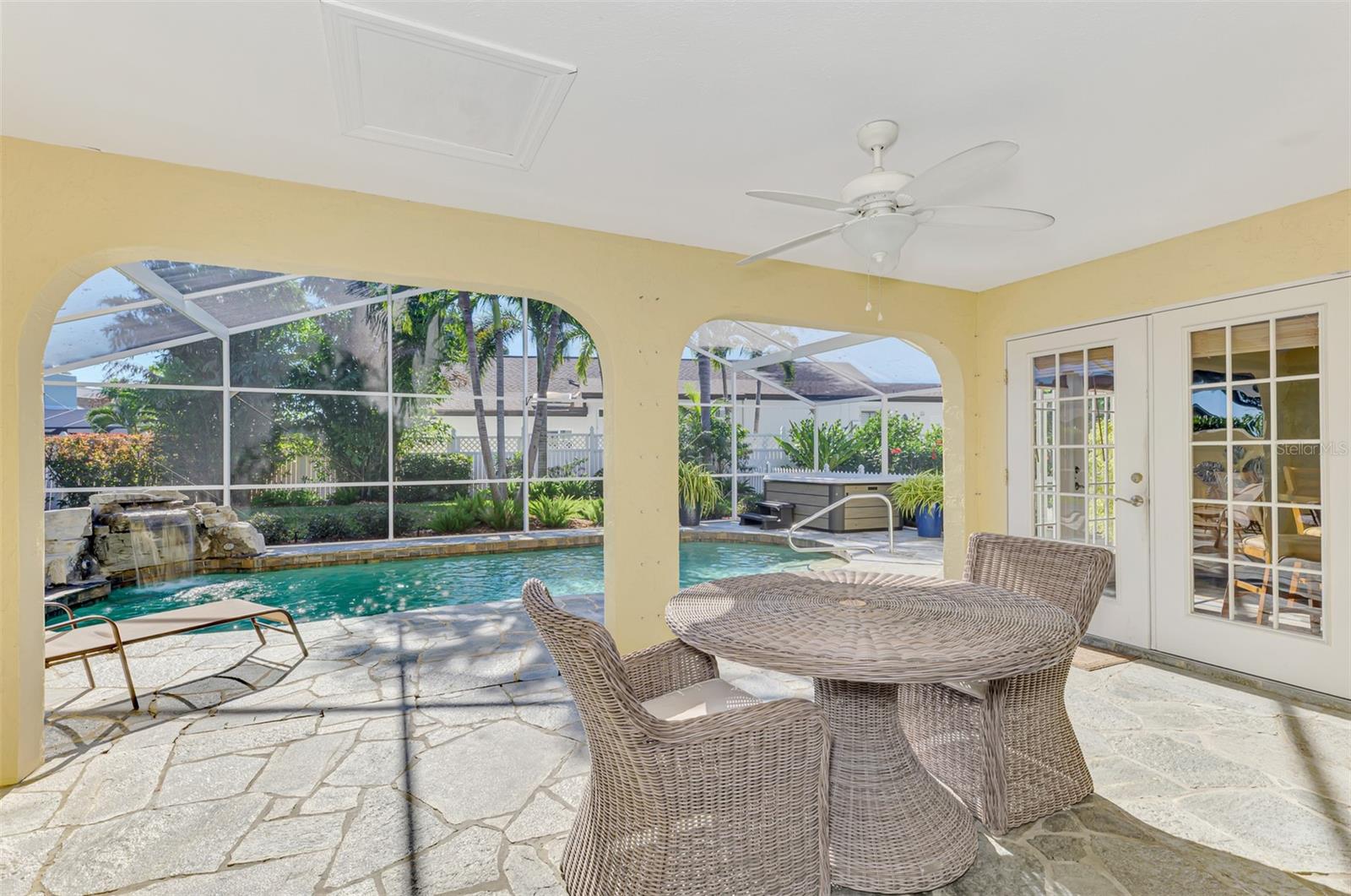 Image 29 of 49 For 1240 Paradise Way