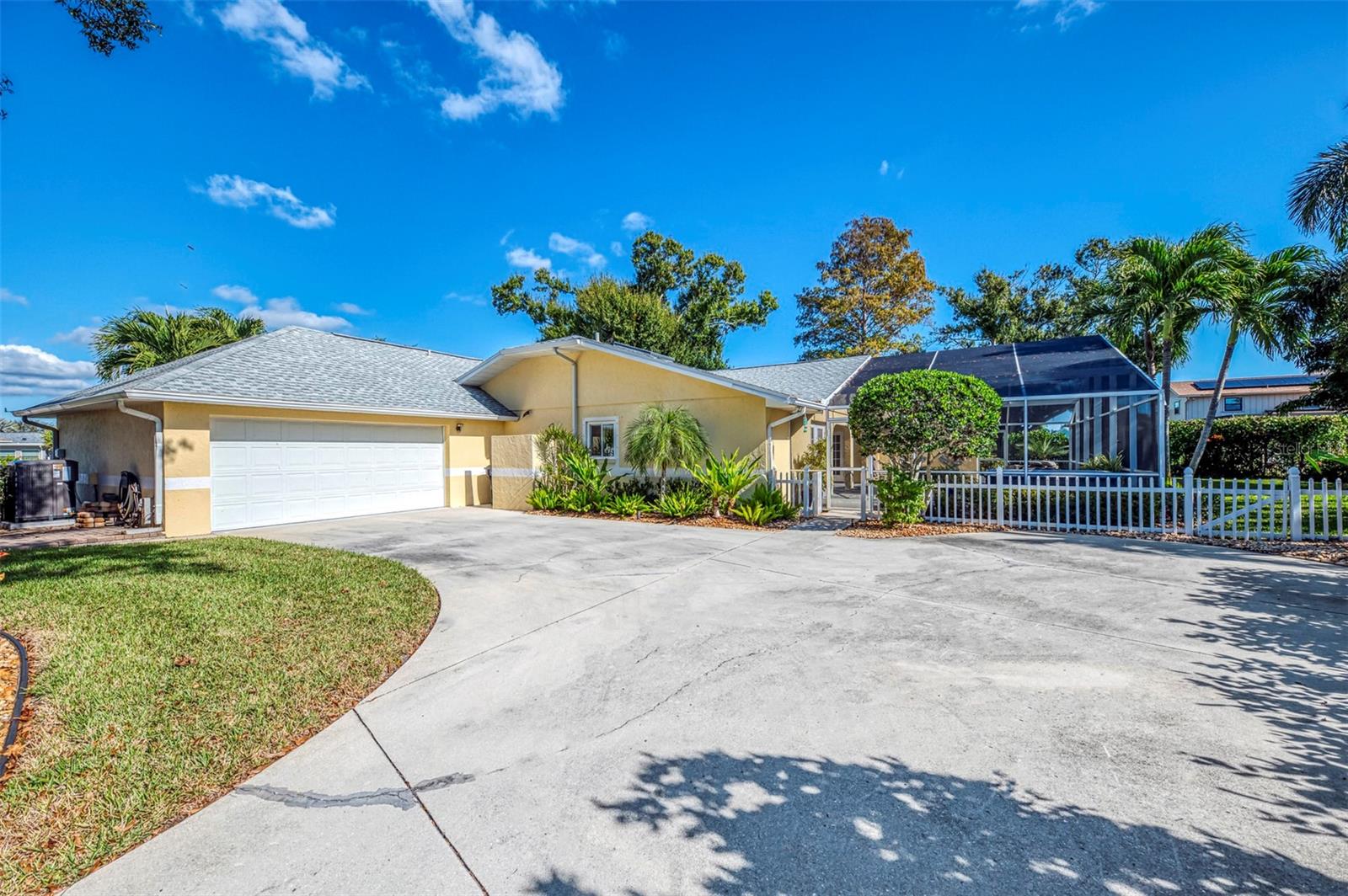 Image 41 of 49 For 1240 Paradise Way