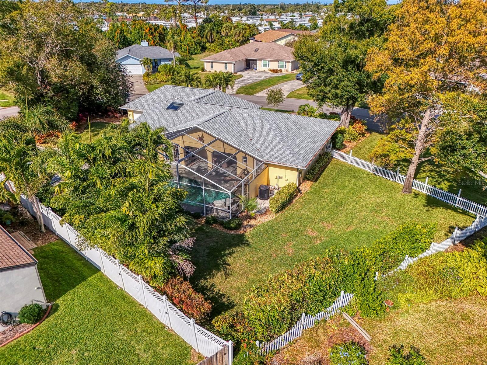 Image 42 of 49 For 1240 Paradise Way