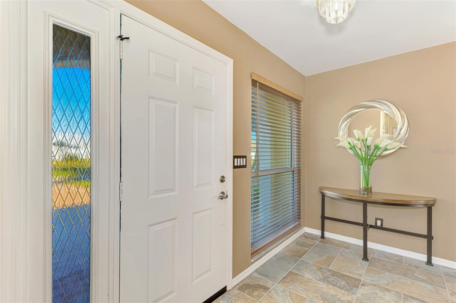 Image 8 of 49 For 1240 Paradise Way