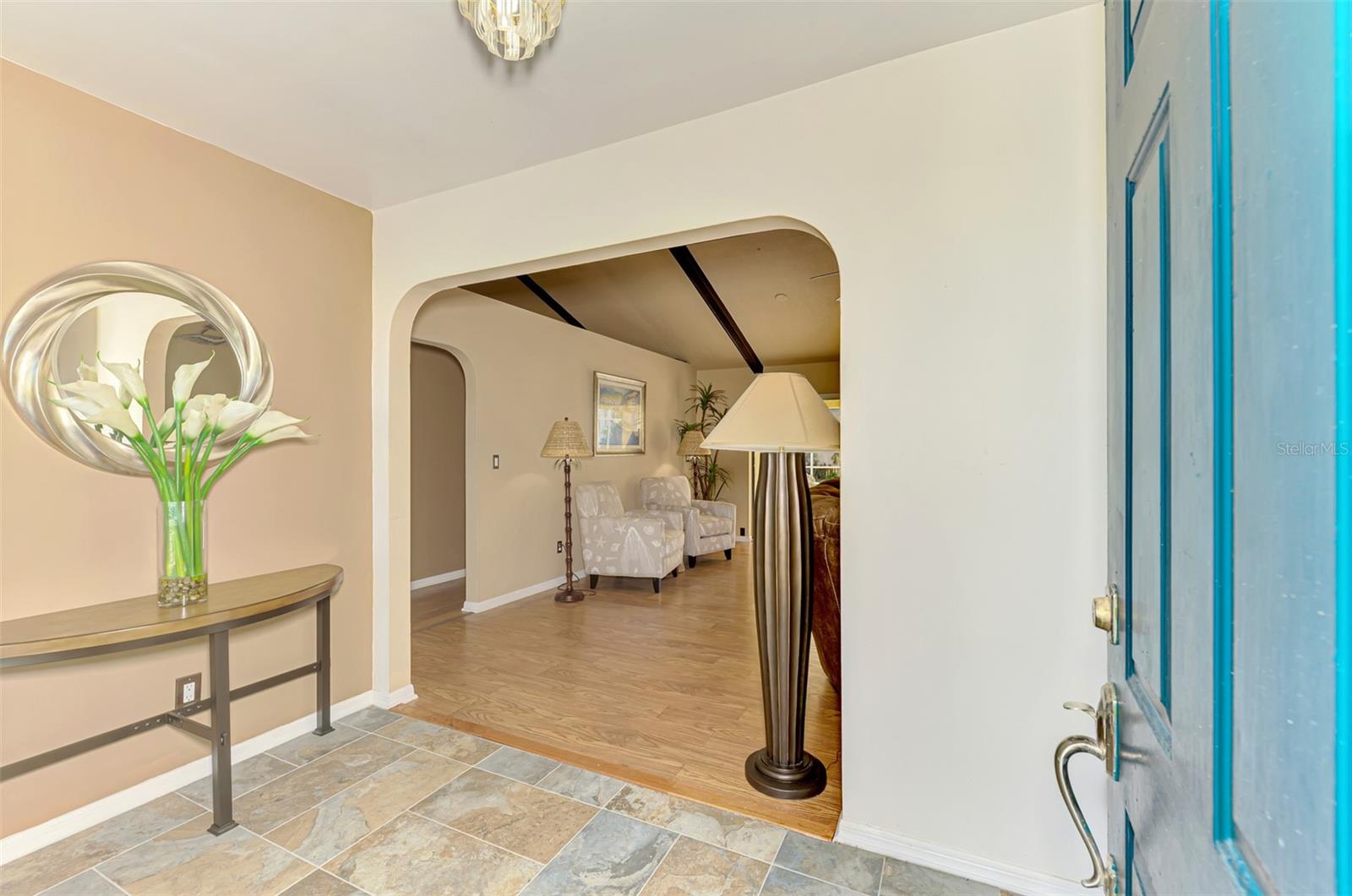 Image 9 of 49 For 1240 Paradise Way