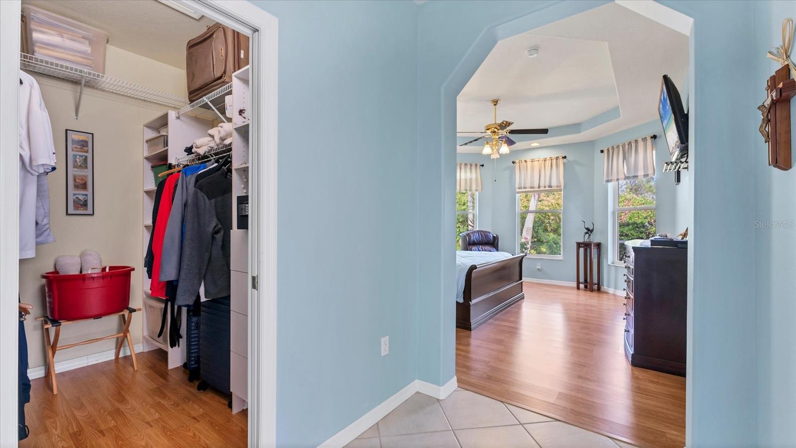 Image 19 of 75 For 3951 Whispering Oaks Drive