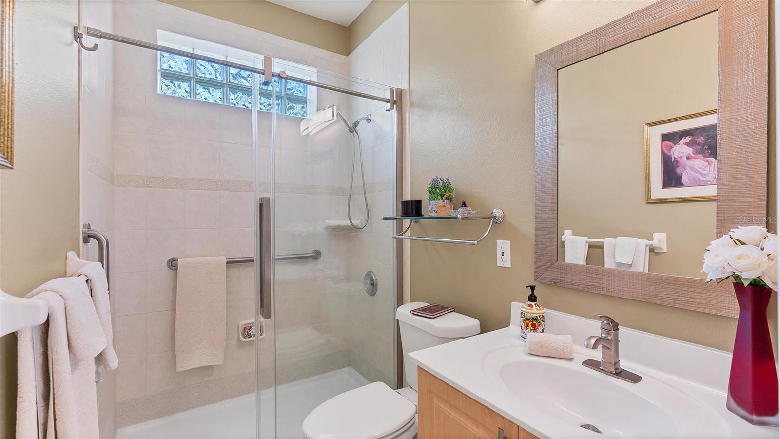 Image 27 of 75 For 3951 Whispering Oaks Drive