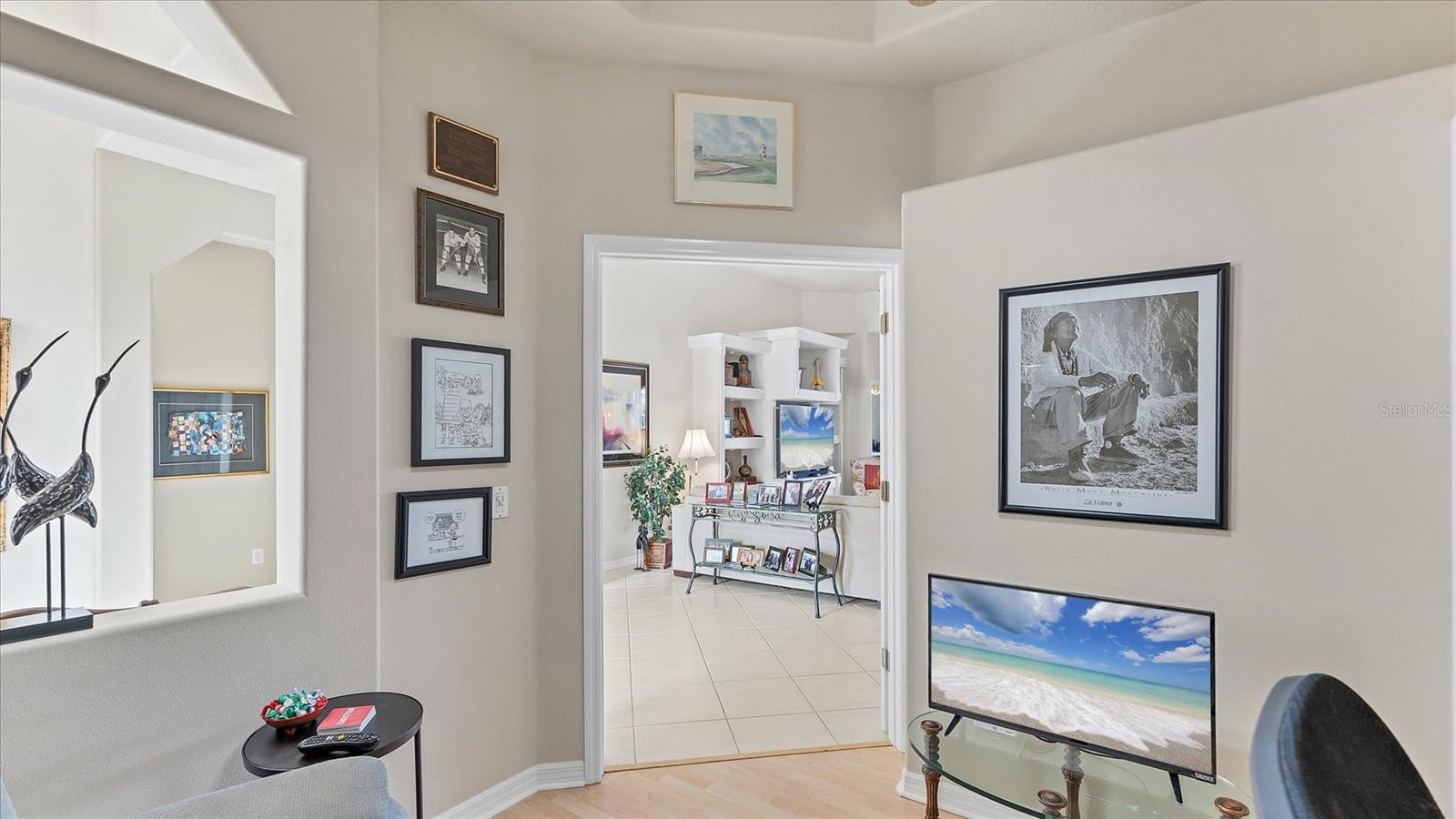 Image 32 of 75 For 3951 Whispering Oaks Drive