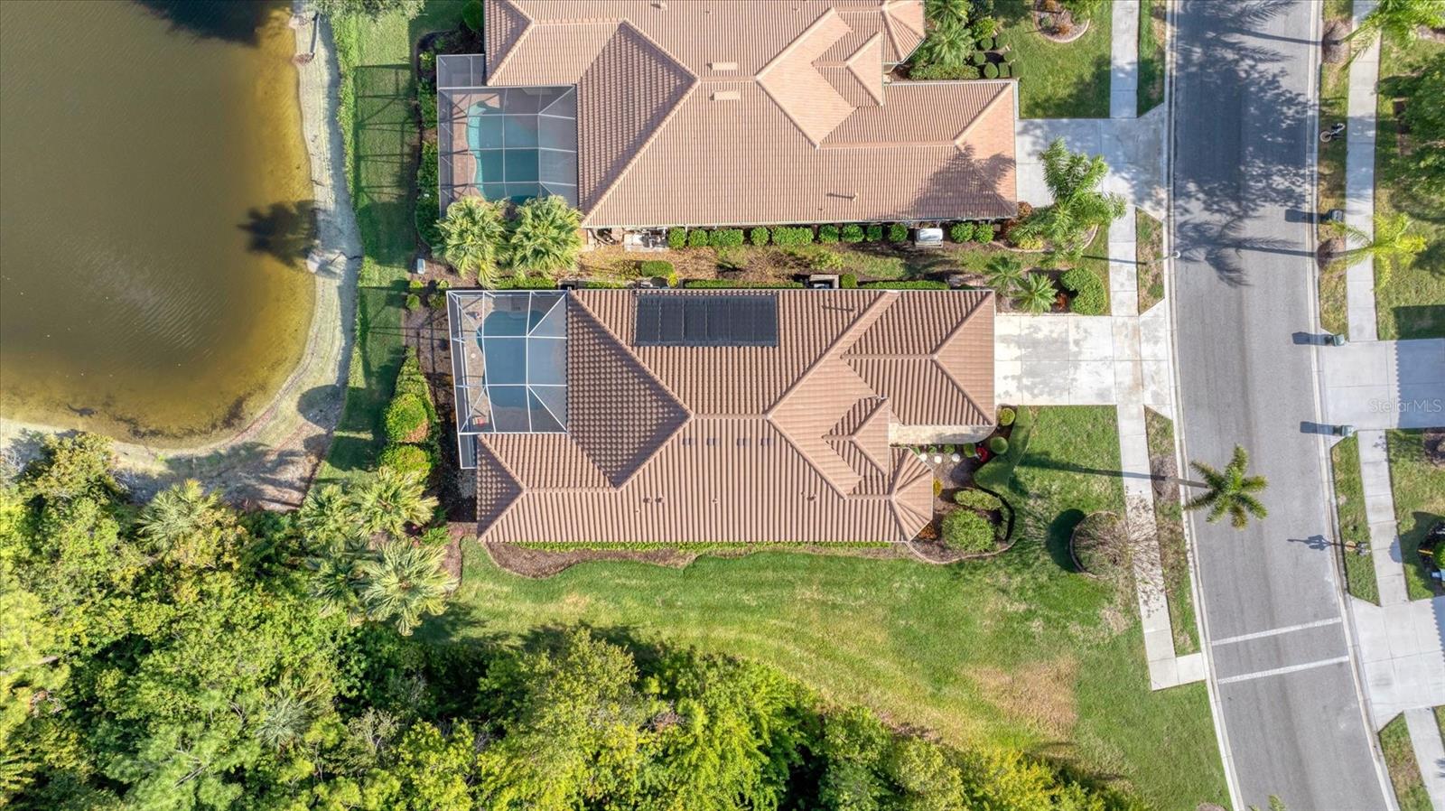 Image 40 of 75 For 3951 Whispering Oaks Drive