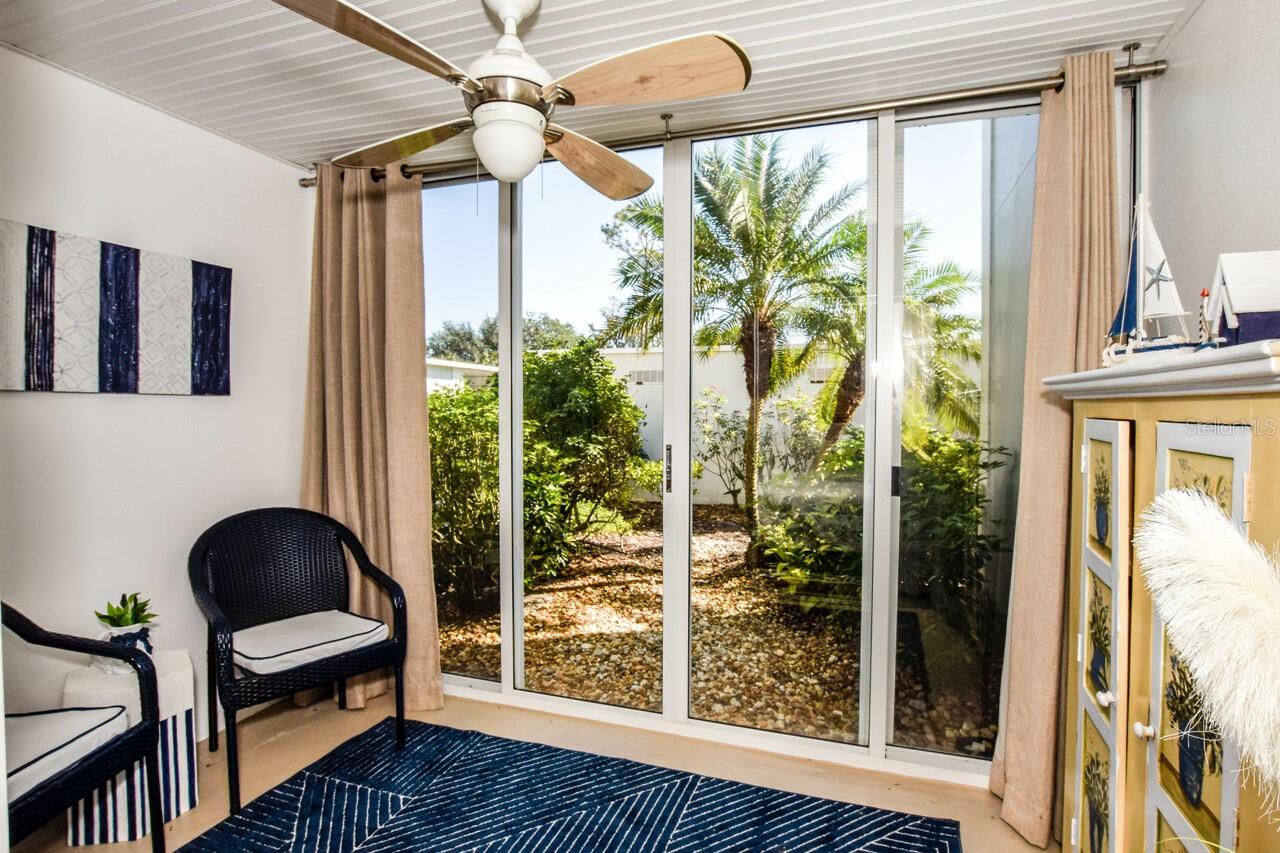 Image 27 of 52 For 427 Cerromar Lane 356