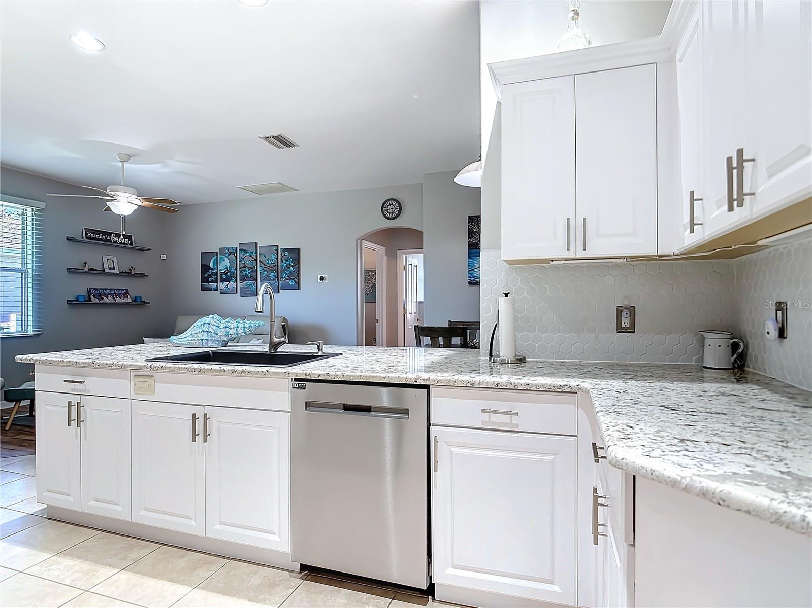 Image 11 of 45 For 2115 Pan American Boulevard