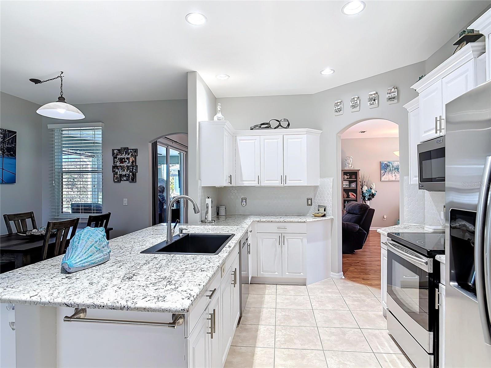 Image 13 of 45 For 2115 Pan American Boulevard
