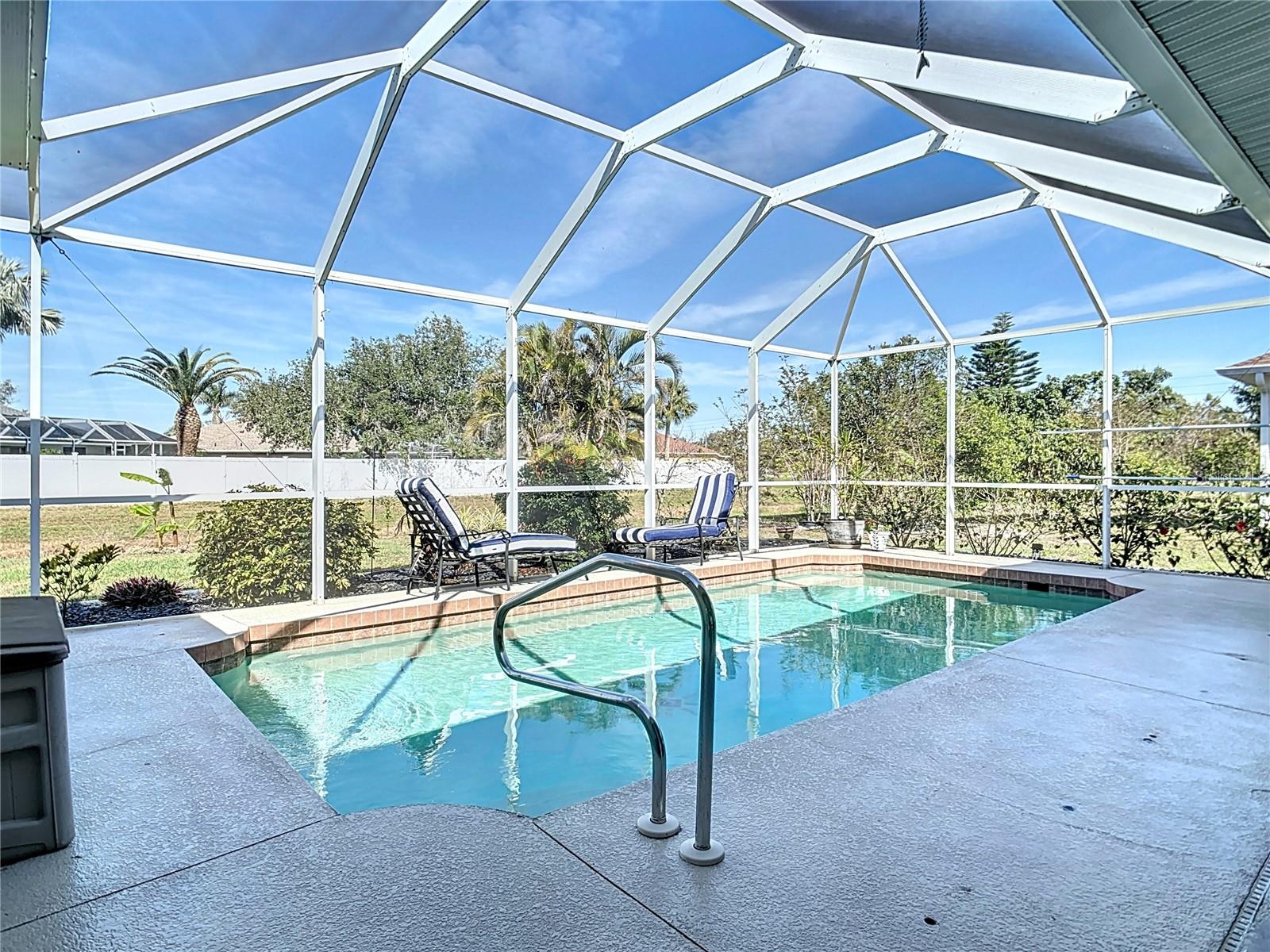 Image 38 of 45 For 2115 Pan American Boulevard