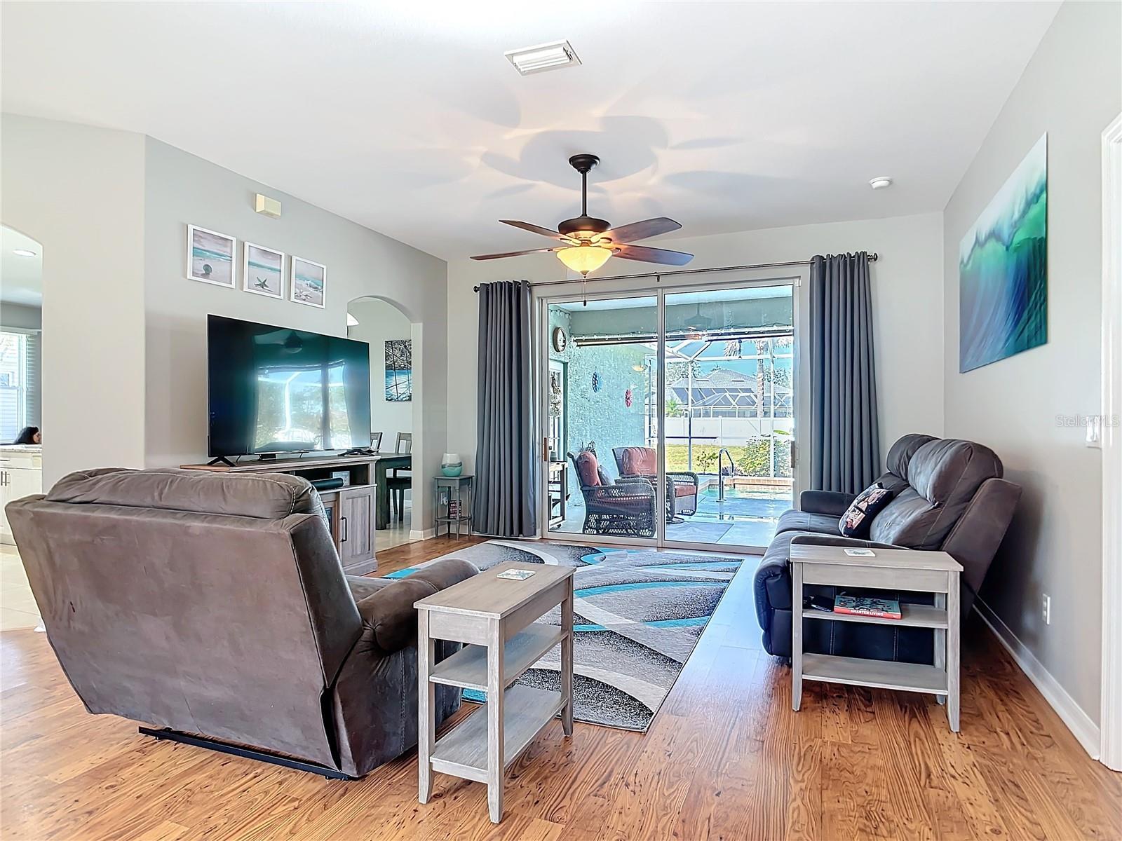 Image 9 of 45 For 2115 Pan American Boulevard