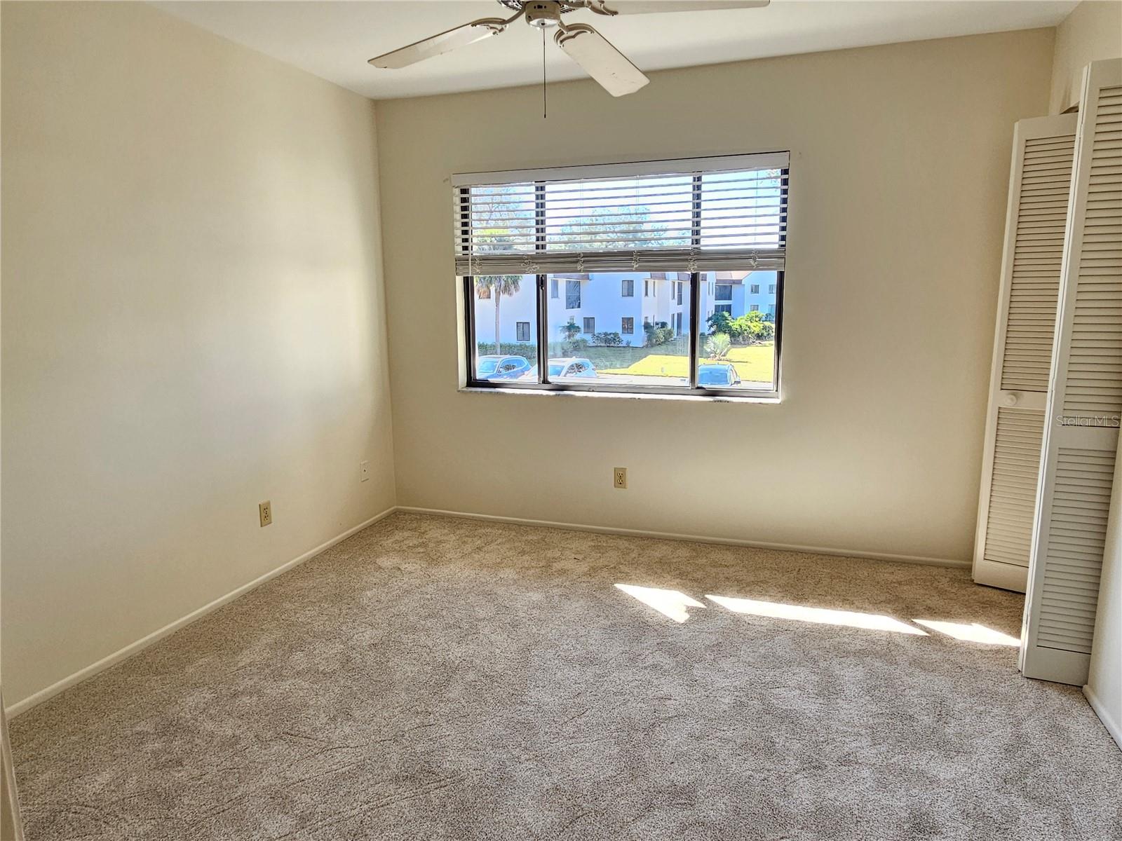 Image 31 of 42 For 812 Capri Isles Boulevard 225