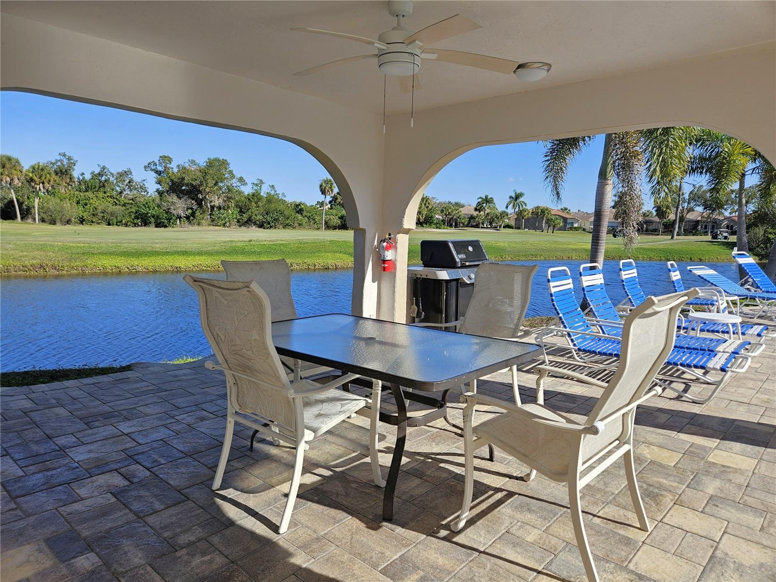 Image 37 of 42 For 812 Capri Isles Boulevard 225