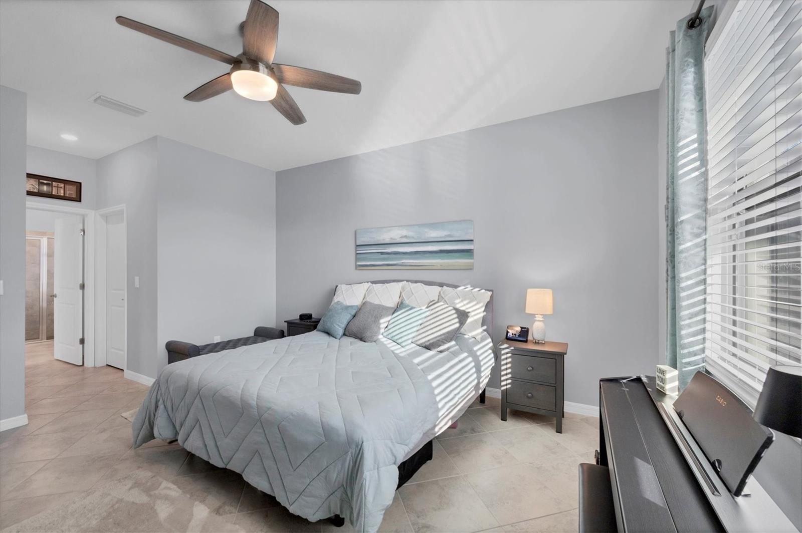 Image 19 of 44 For 2064 Gardenia Avenue