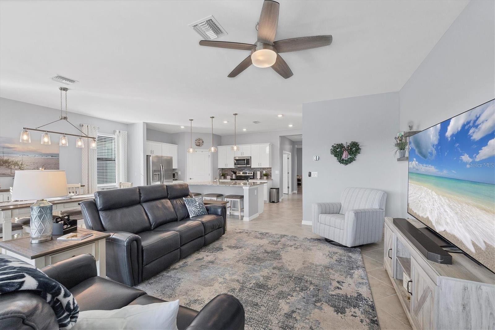 Image 6 of 44 For 2064 Gardenia Avenue