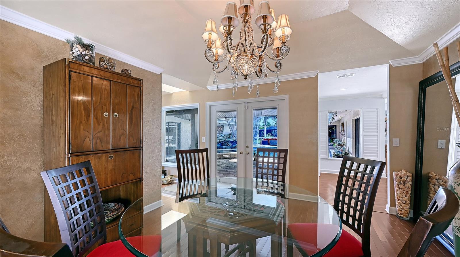 Image 12 of 79 For 1109 Delacroix Circle