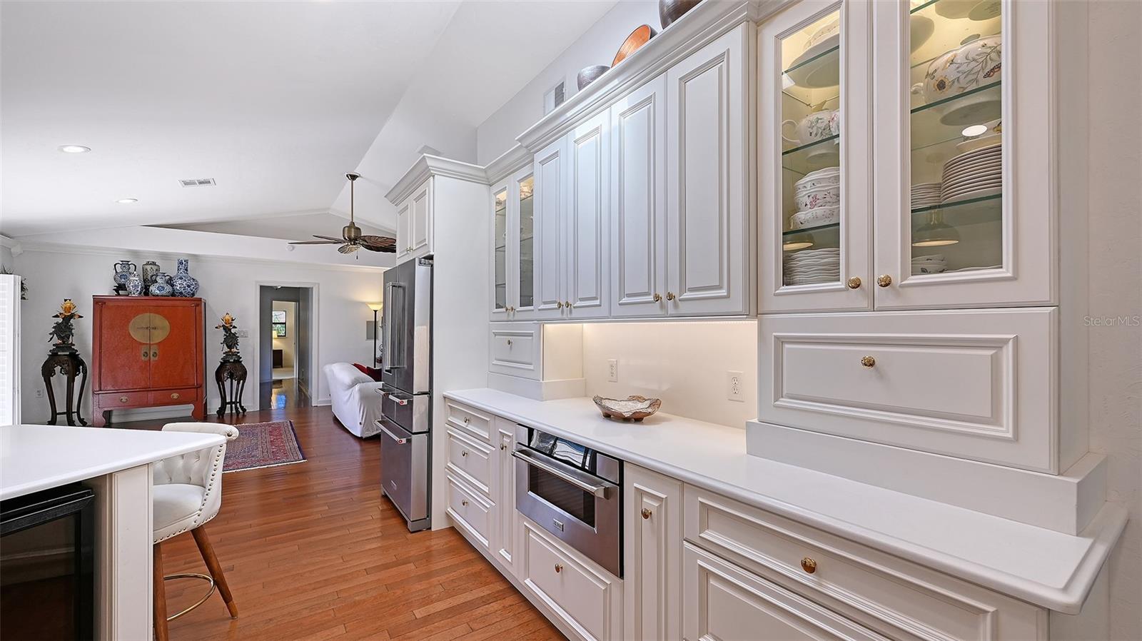 Image 22 of 79 For 1109 Delacroix Circle