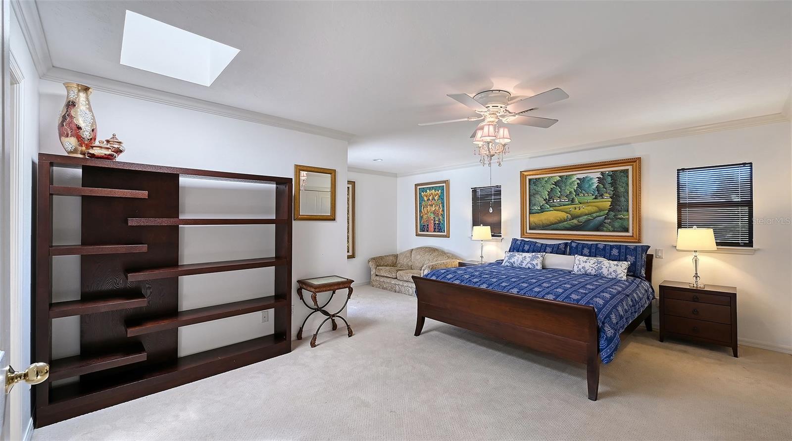 Image 29 of 79 For 1109 Delacroix Circle