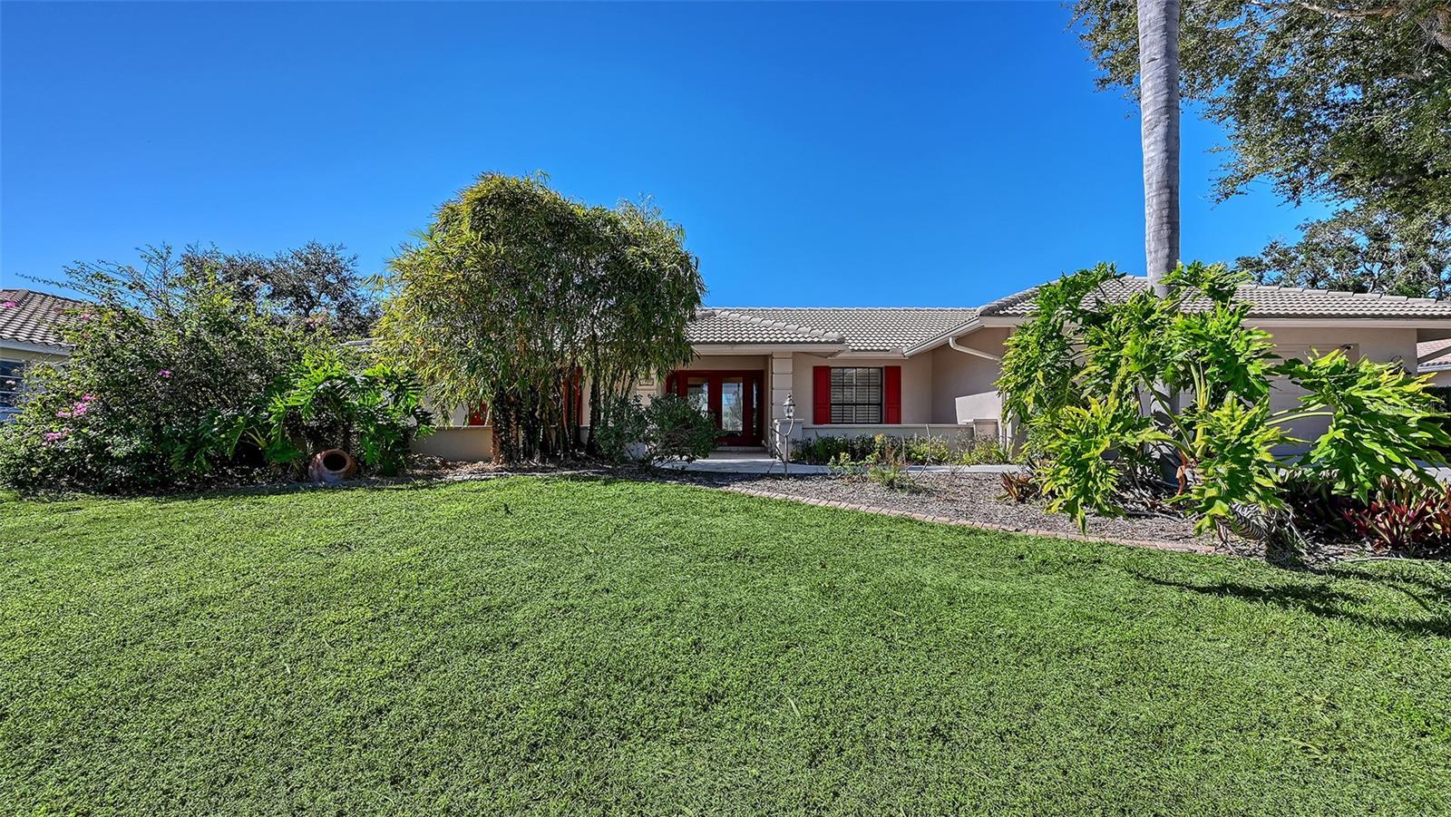 Image 4 of 79 For 1109 Delacroix Circle