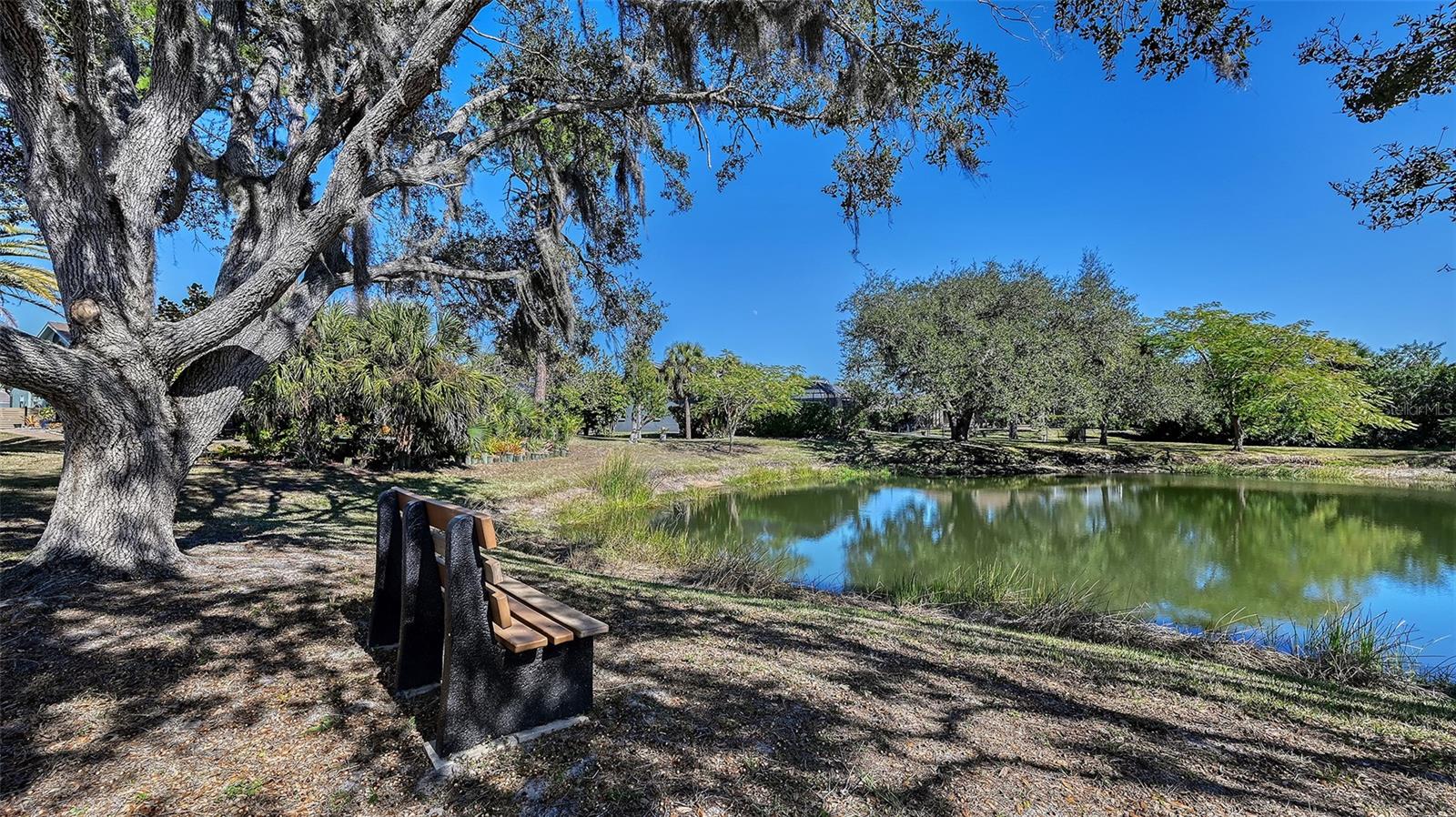 Image 53 of 79 For 1109 Delacroix Circle