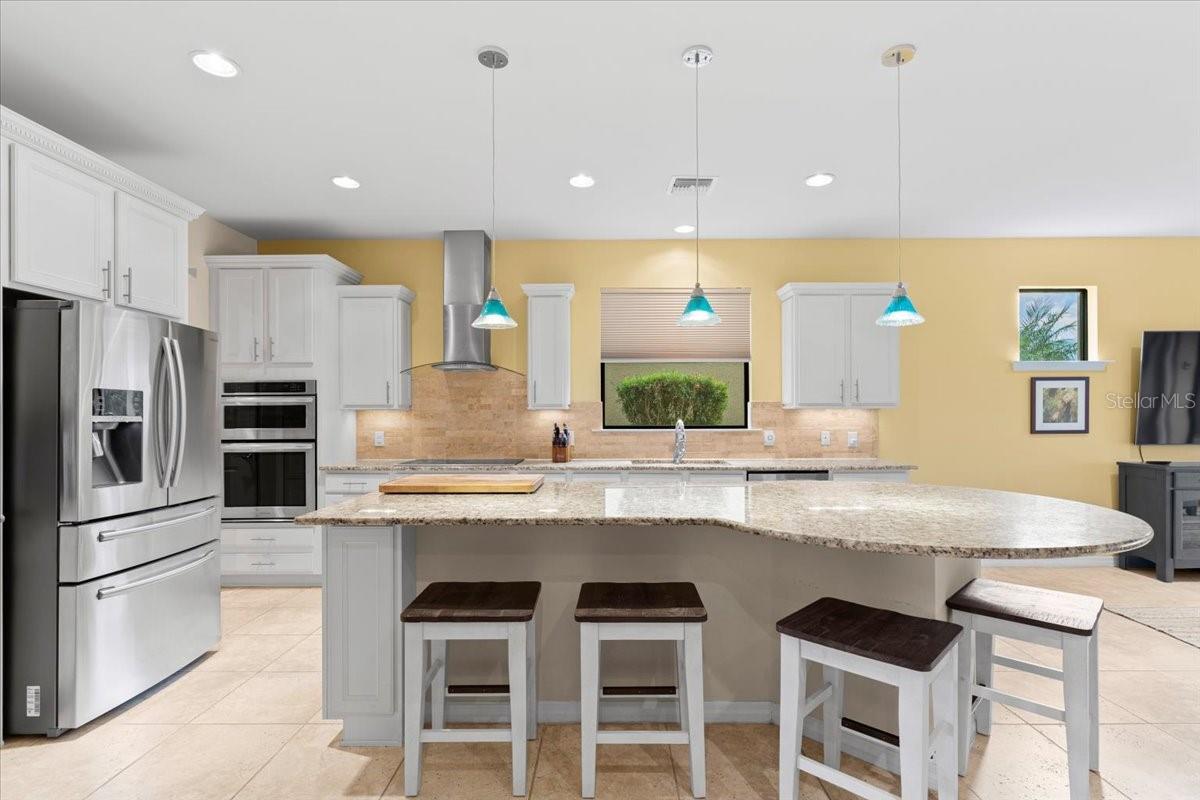 Image 8 of 47 For 19771 Quisto Street