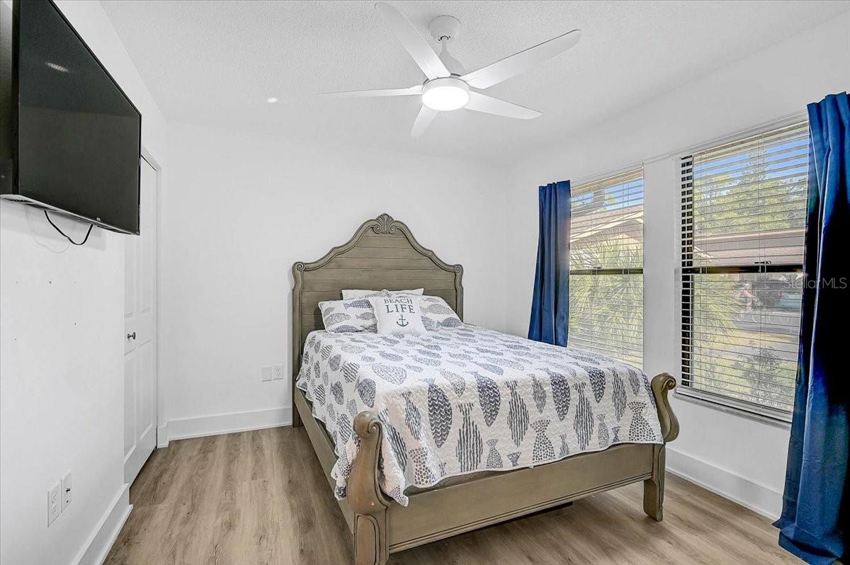 Image 14 of 33 For 7623 4th Avenue W 7623