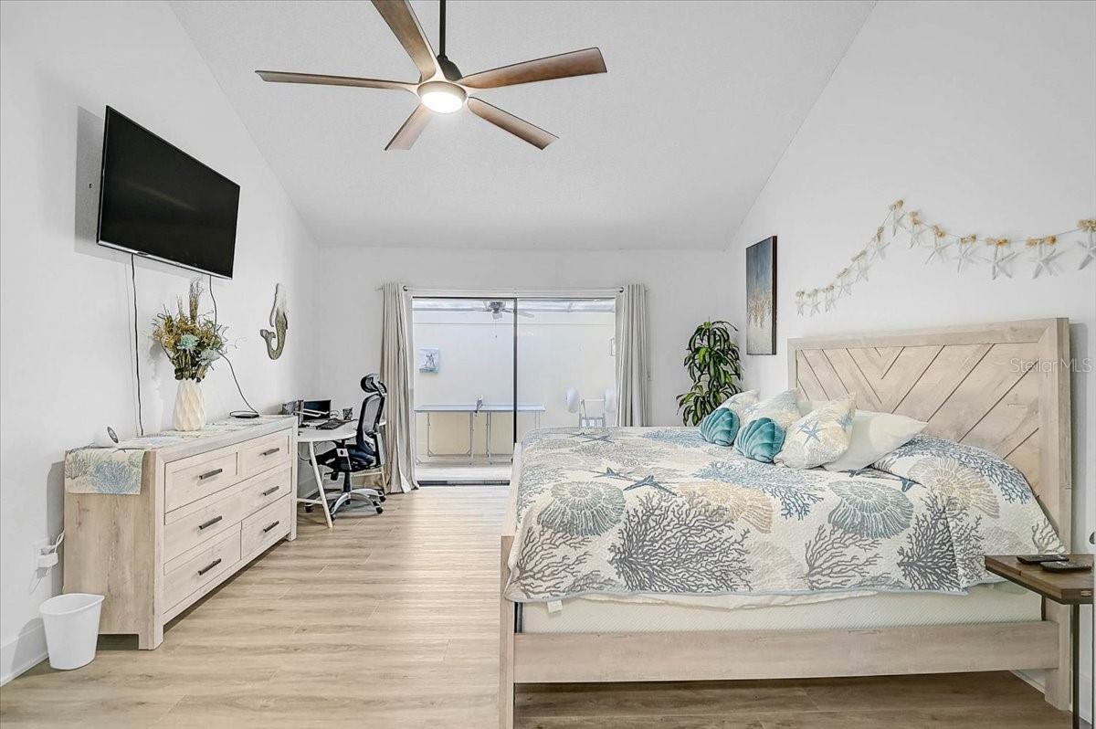 Image 18 of 33 For 7623 4th Avenue W 7623