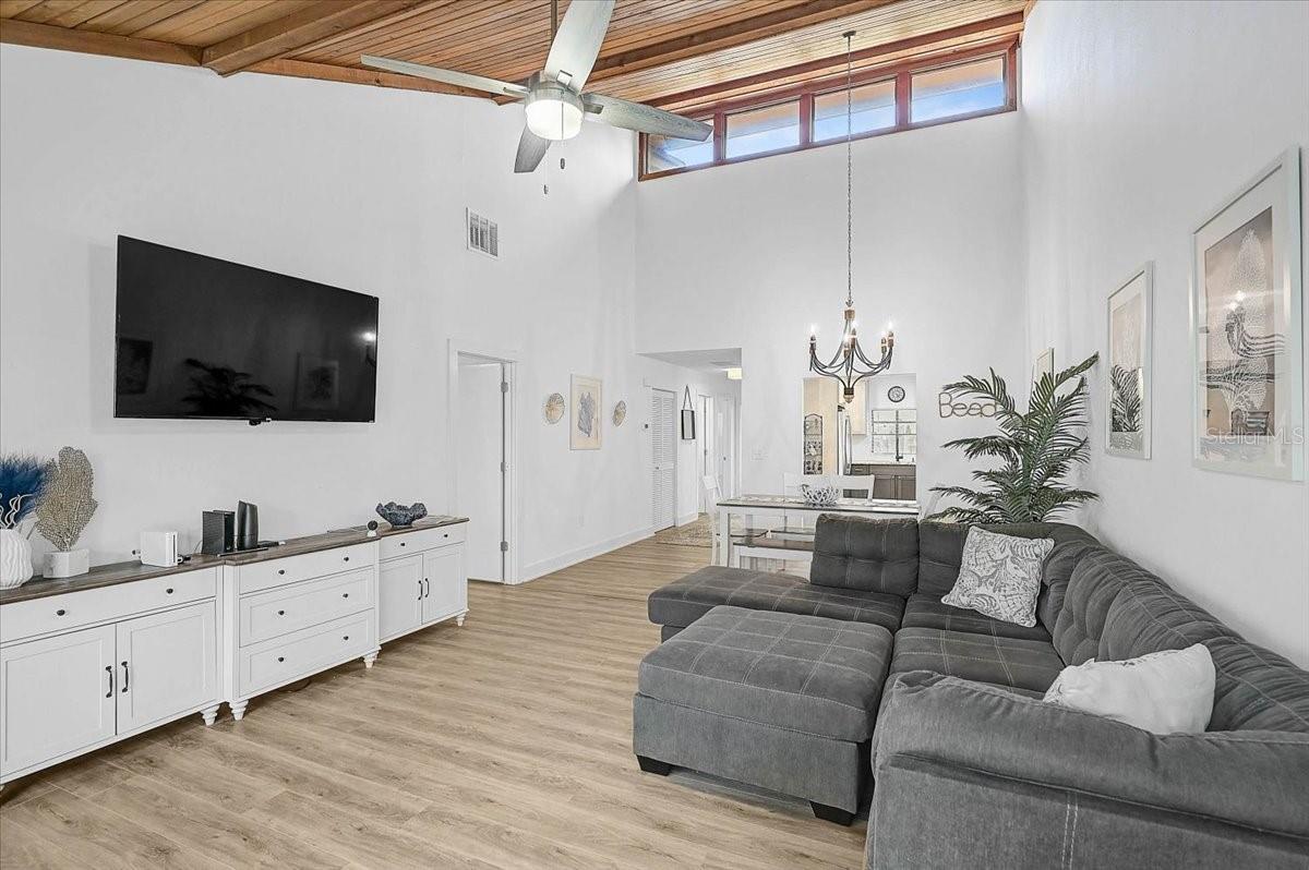 Image 27 of 33 For 7623 4th Avenue W 7623