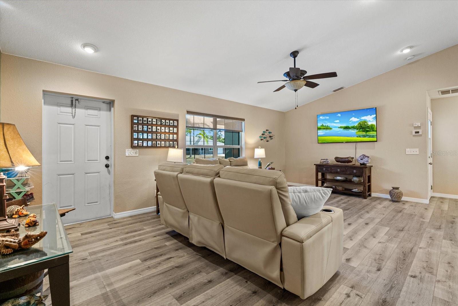 Image 6 of 58 For 9266 Clewiston Terrace