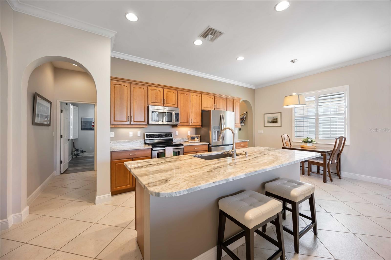 Image 13 of 96 For 166 Palazzo Court