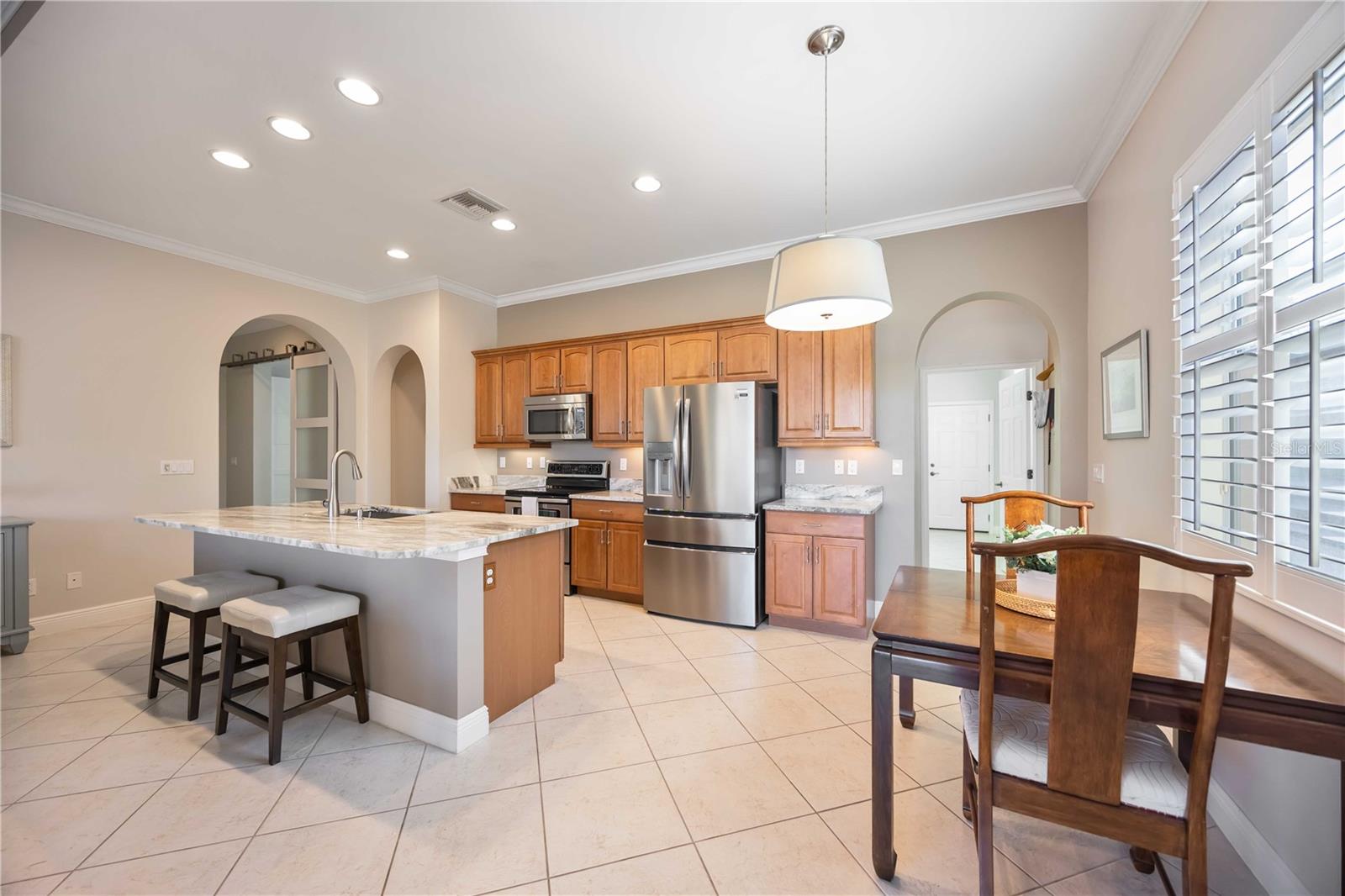 Image 14 of 96 For 166 Palazzo Court