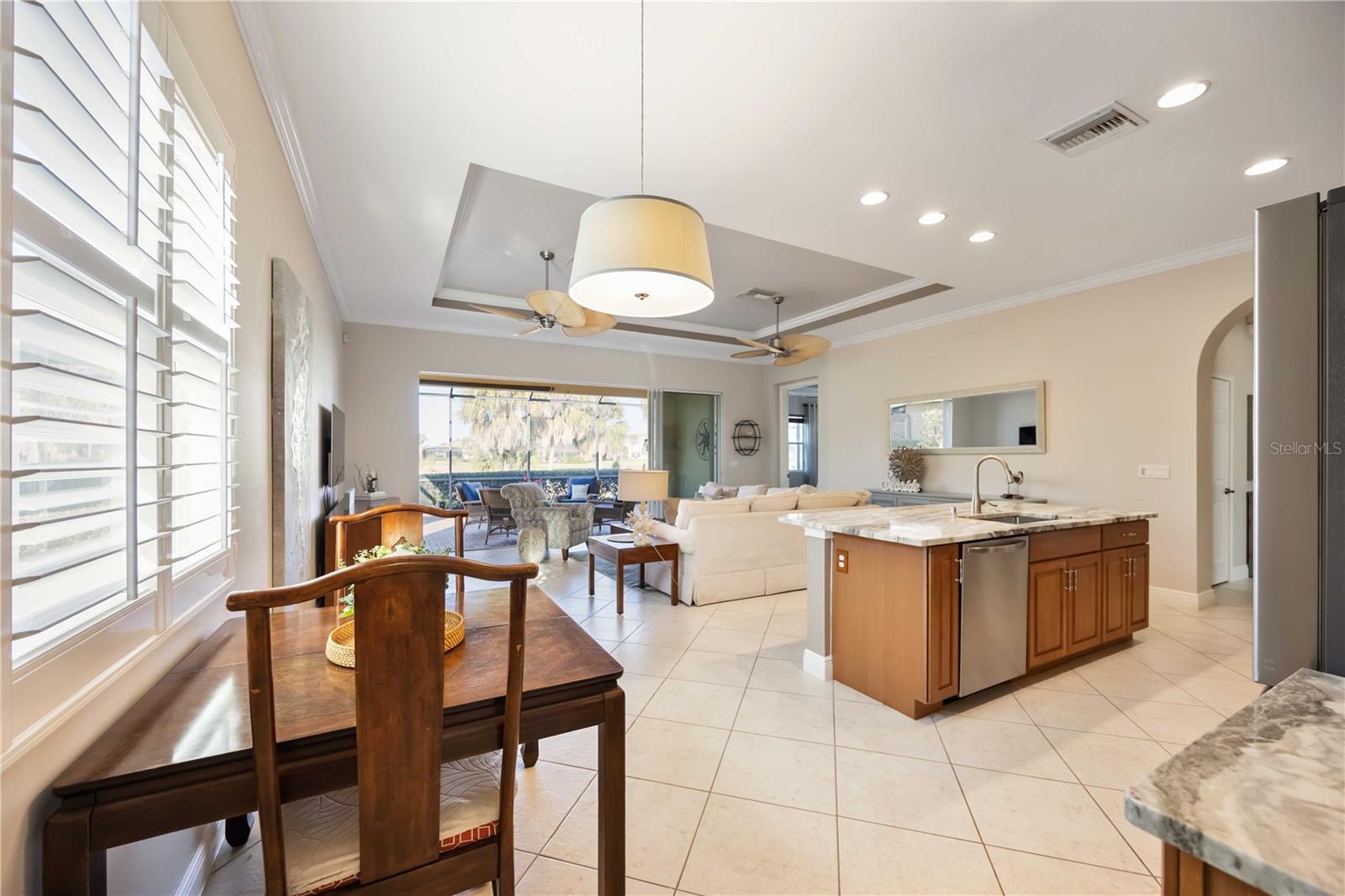 Image 17 of 96 For 166 Palazzo Court