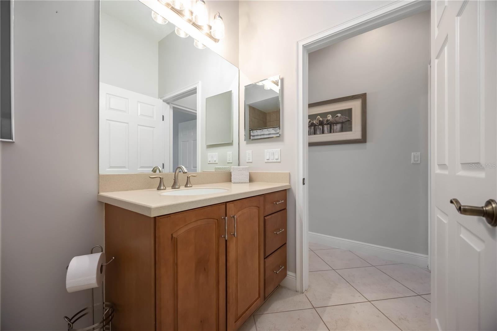 Image 26 of 96 For 166 Palazzo Court