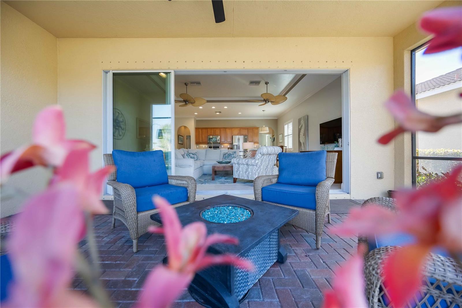 Image 38 of 96 For 166 Palazzo Court