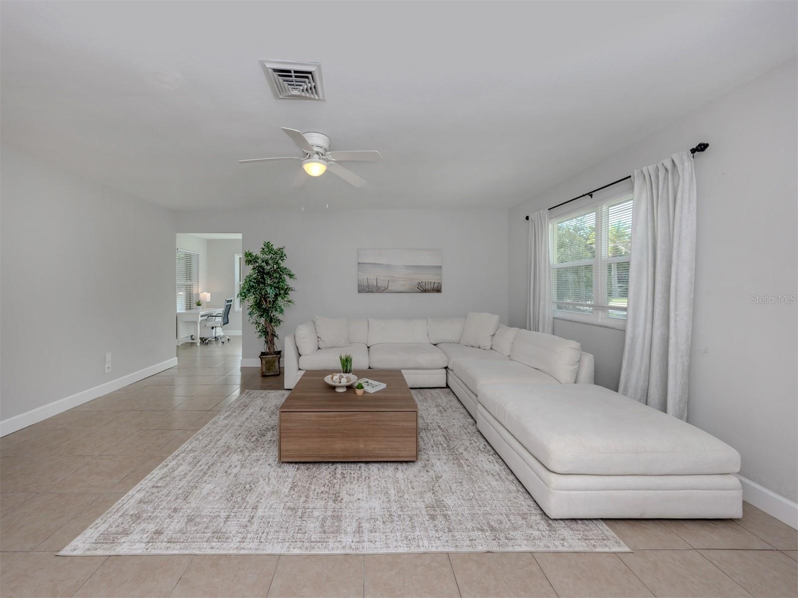 Image 3 of 39 For 3681 Shamrock Drive