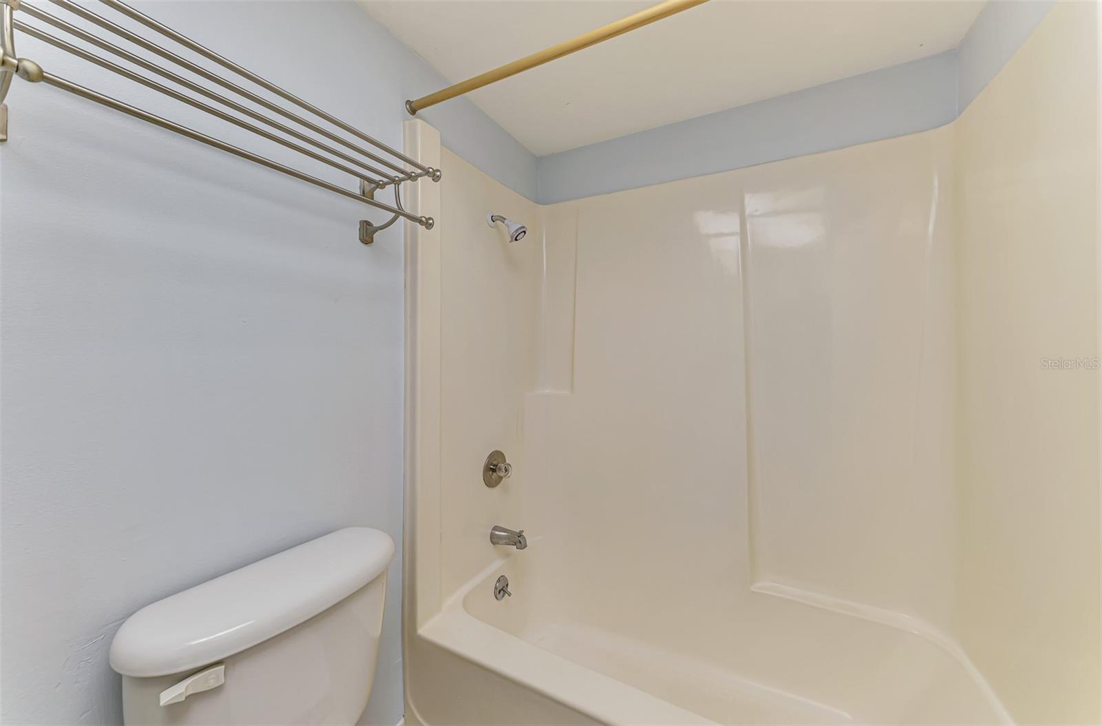 Image 29 of 40 For 232 Saint Augustine Avenue 505