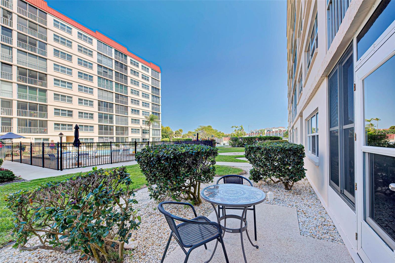 Image 4 of 38 For 232 Saint Augustine Avenue 105