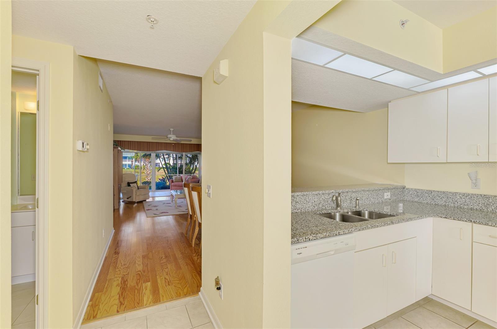 Image 14 of 62 For 402 Laurel Lake Drive 102