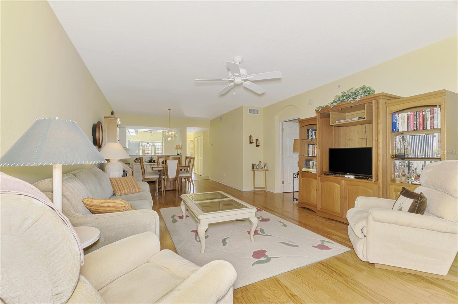 Image 22 of 62 For 402 Laurel Lake Drive 102