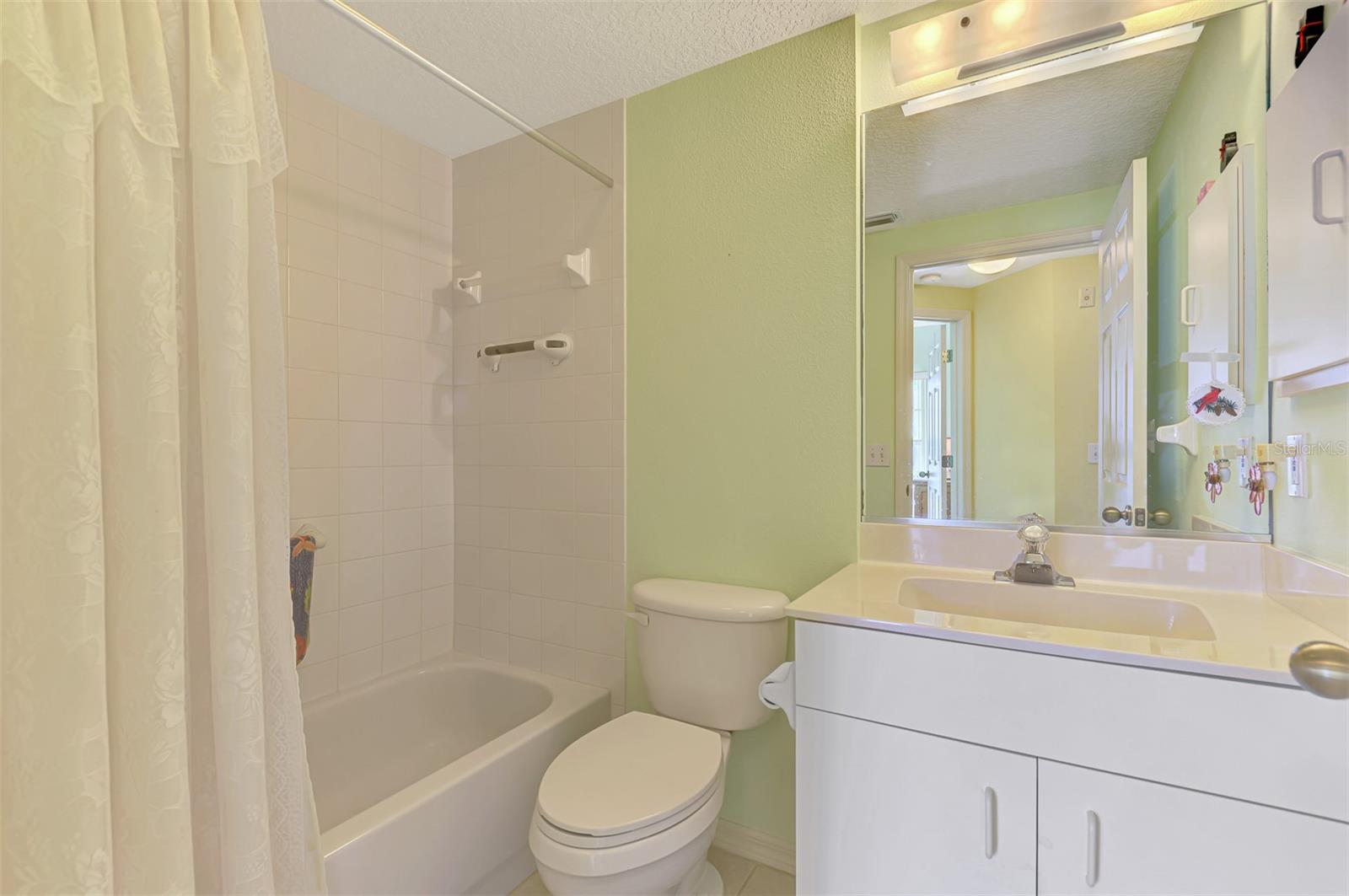 Image 44 of 62 For 402 Laurel Lake Drive 102