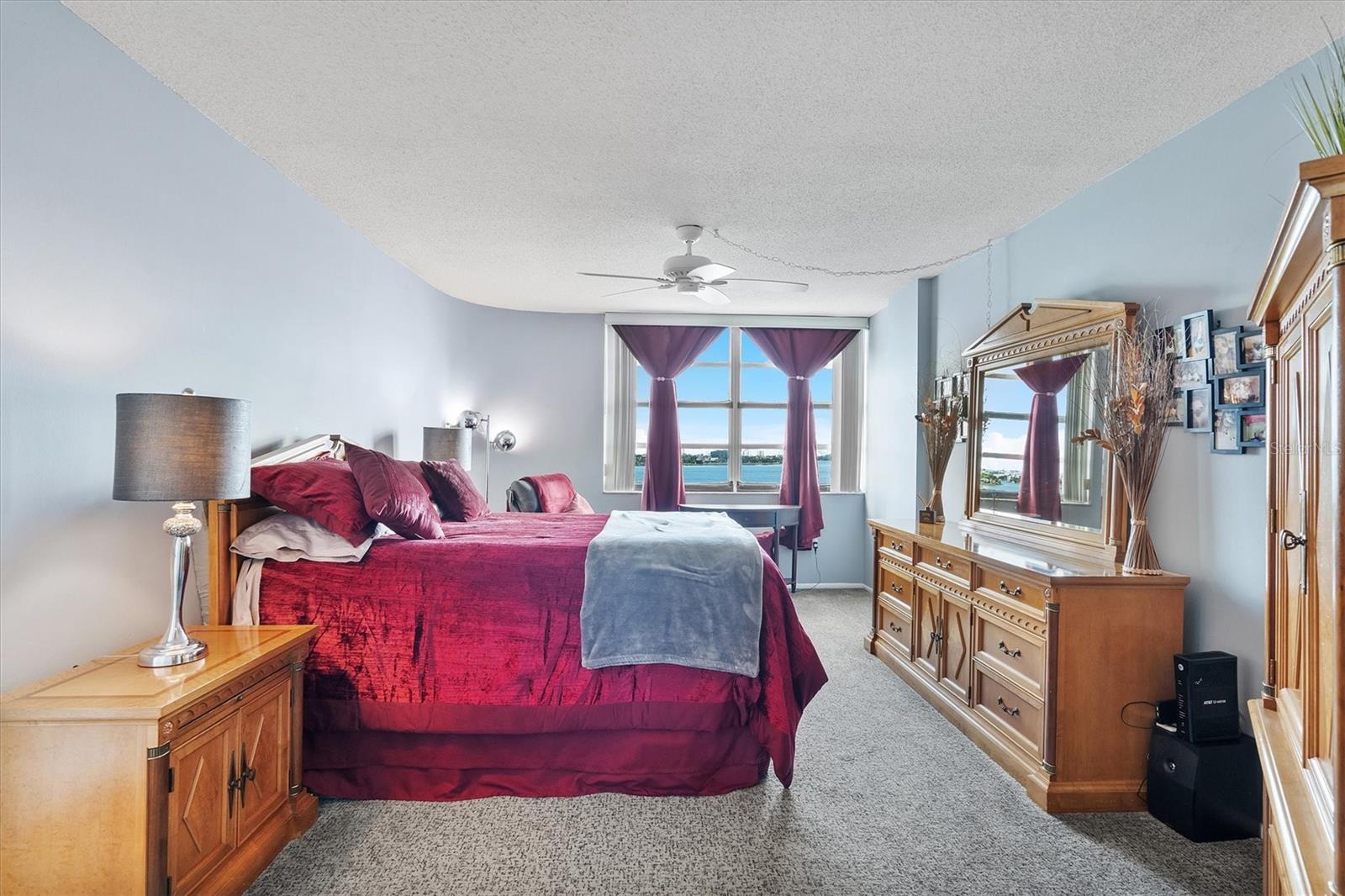 Image 36 of 75 For 11930 Bayshore Drive 1003