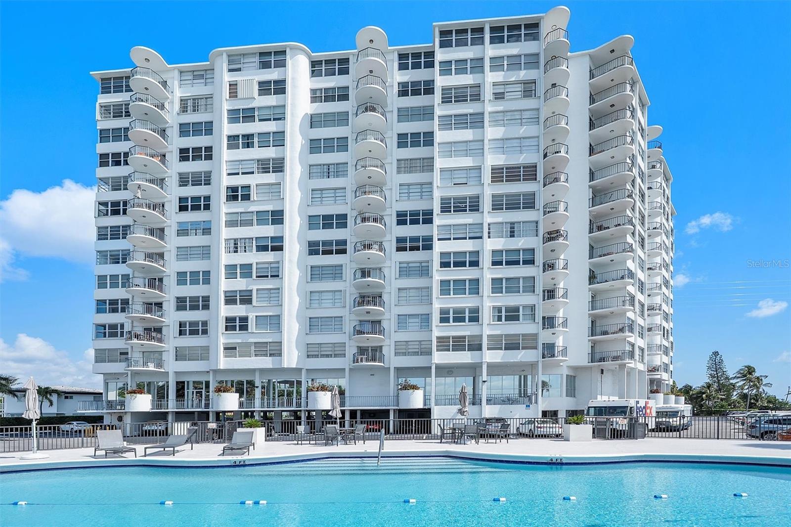 Image 55 of 75 For 11930 Bayshore Drive 1003