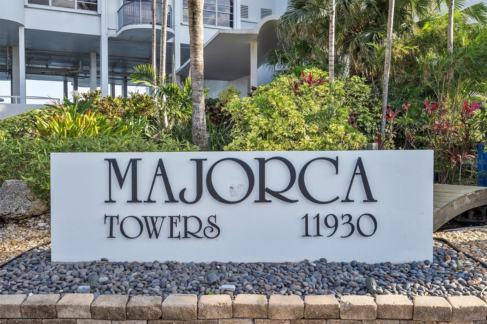 Image 57 of 75 For 11930 Bayshore Drive 1003