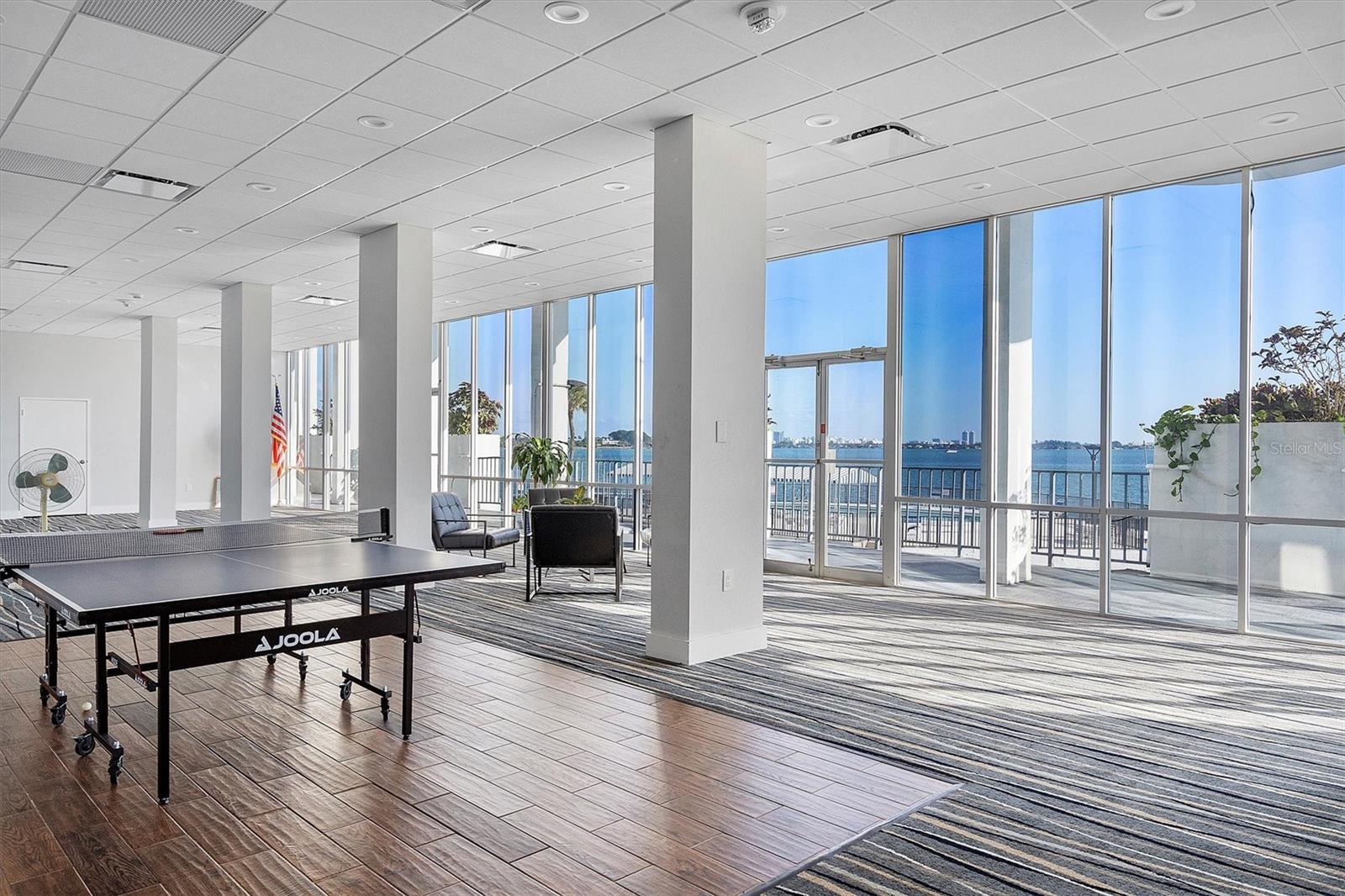 Image 59 of 75 For 11930 Bayshore Drive 1003