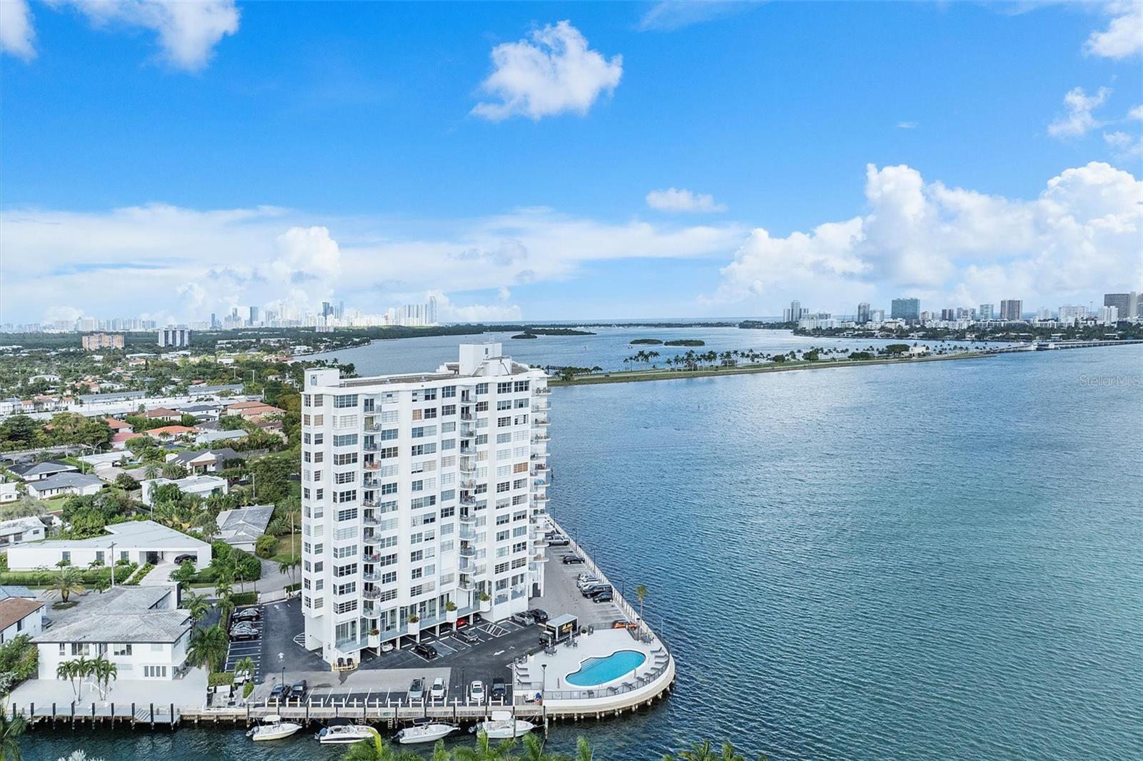 Image 69 of 75 For 11930 Bayshore Drive 1003