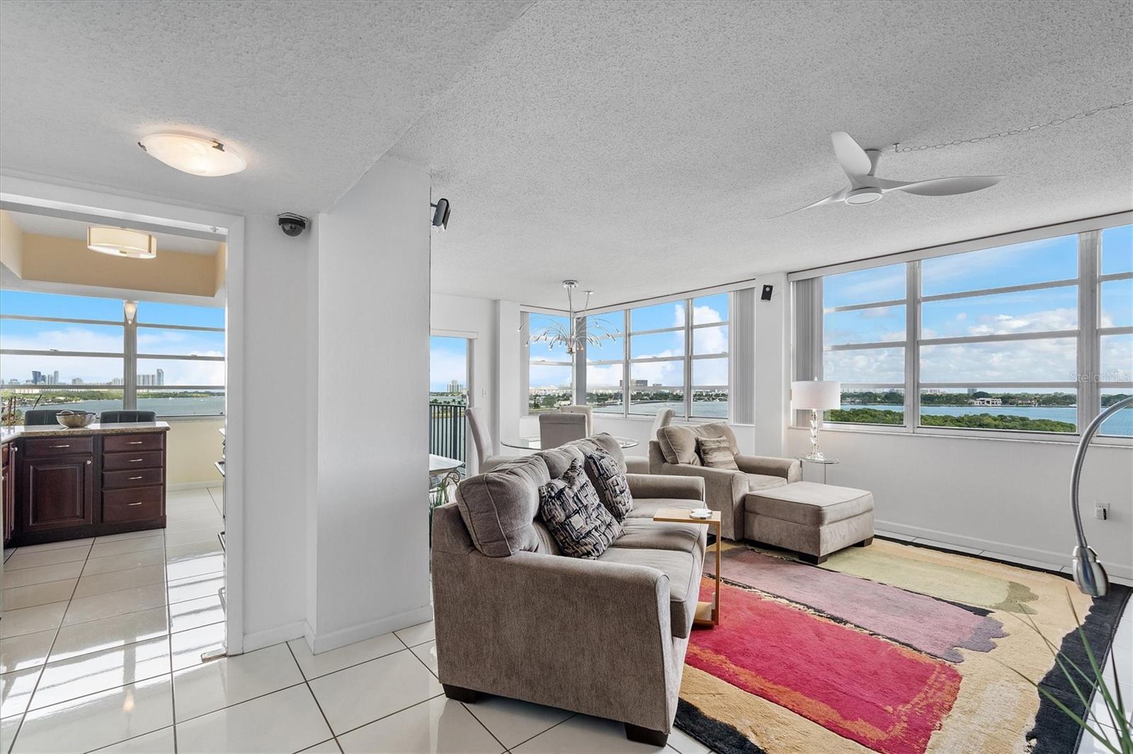 Image 8 of 75 For 11930 Bayshore Drive 1003