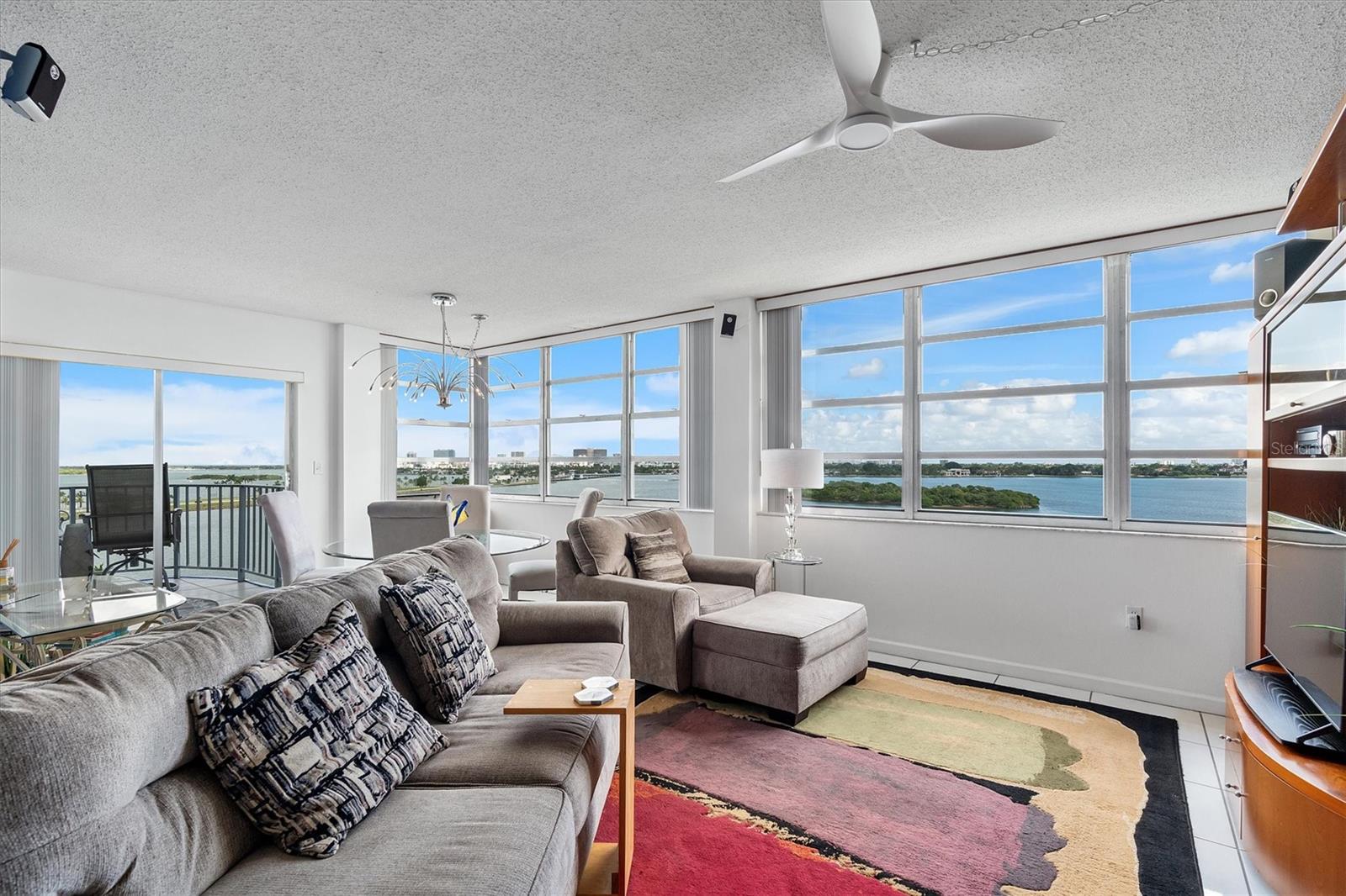 Image 9 of 75 For 11930 Bayshore Drive 1003