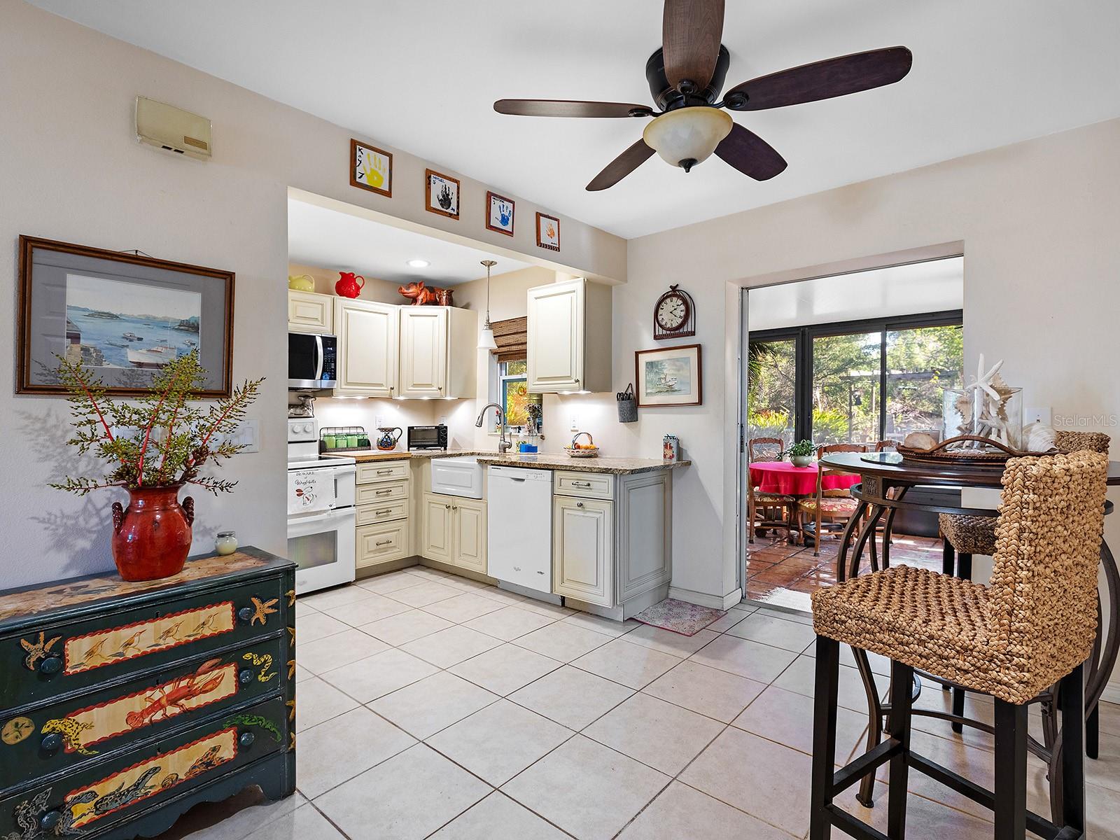 Image 16 of 40 For 3932 Ragen Street