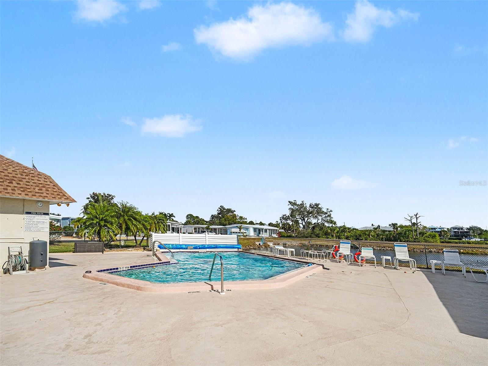 Image 5 of 50 For 17 Lafitte Drive