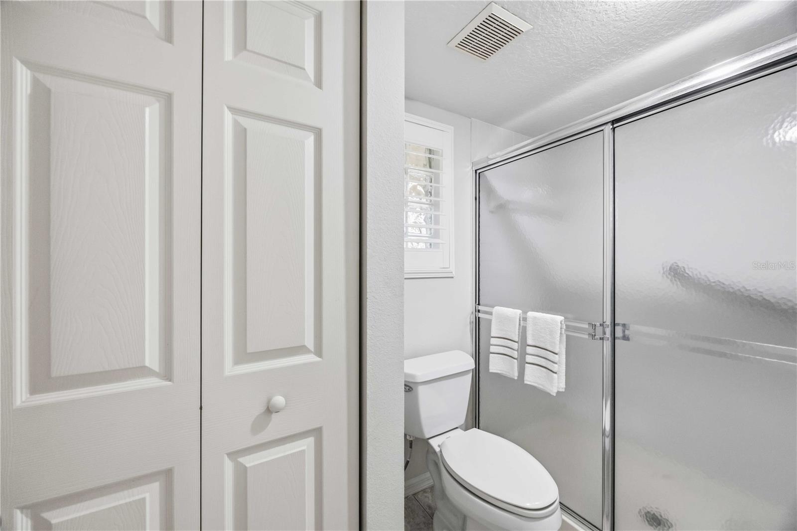 Image 30 of 75 For 821 Montrose Drive 103