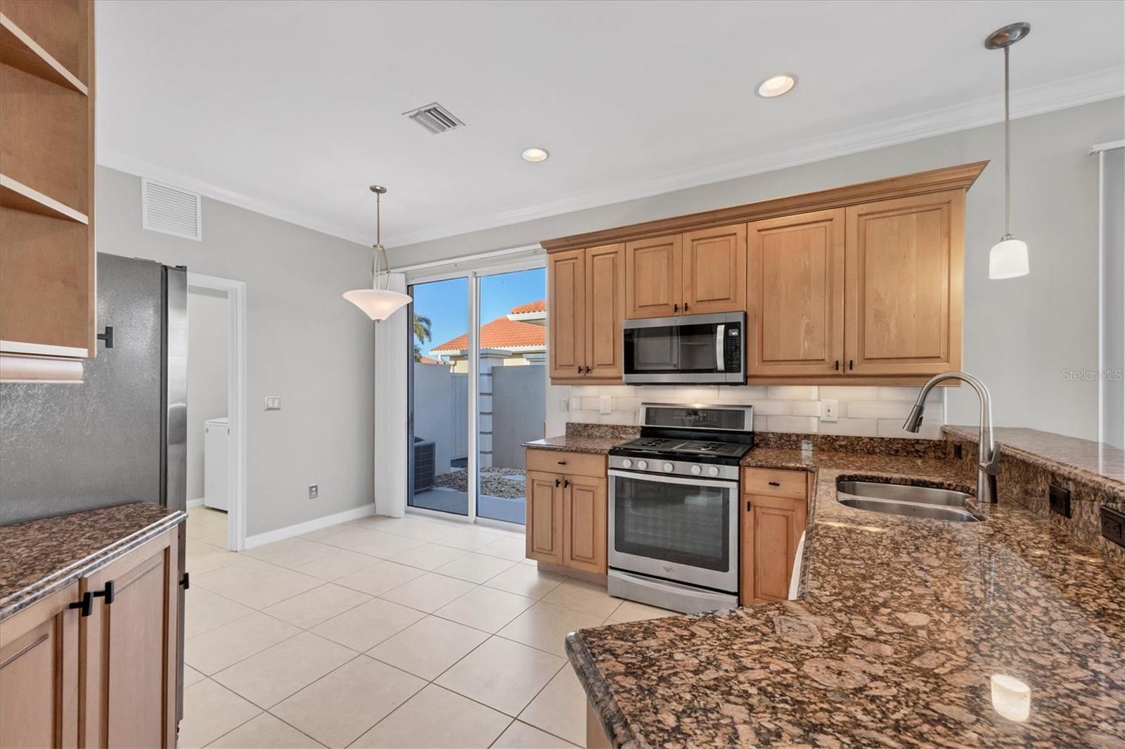 Image 15 of 78 For 301 Padova Way